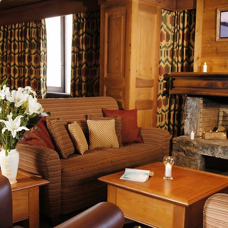 Chalet Hotel Le Val D'Isere Exterior photo