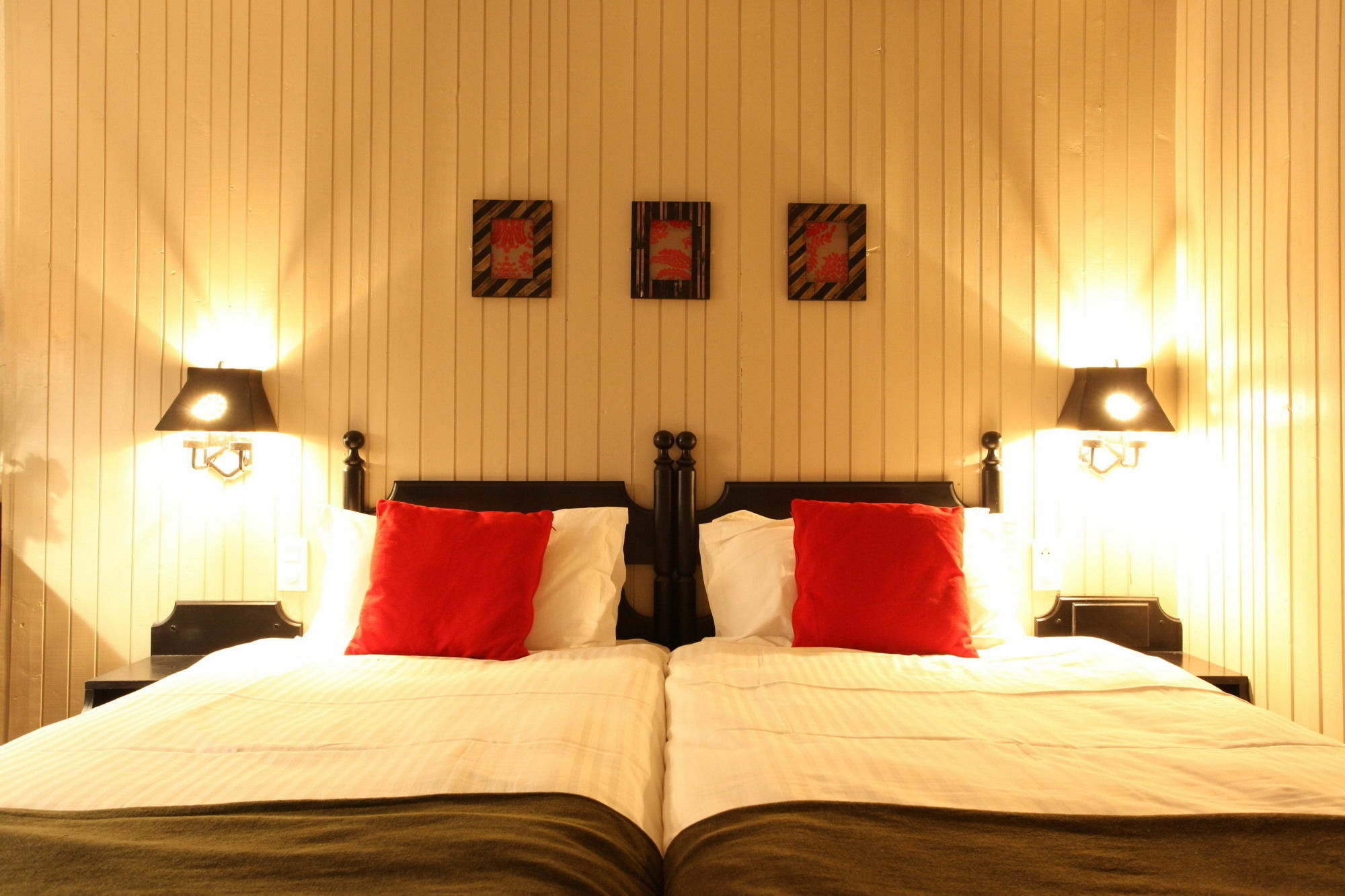 Chalet Hotel Le Val D'Isere Exterior photo