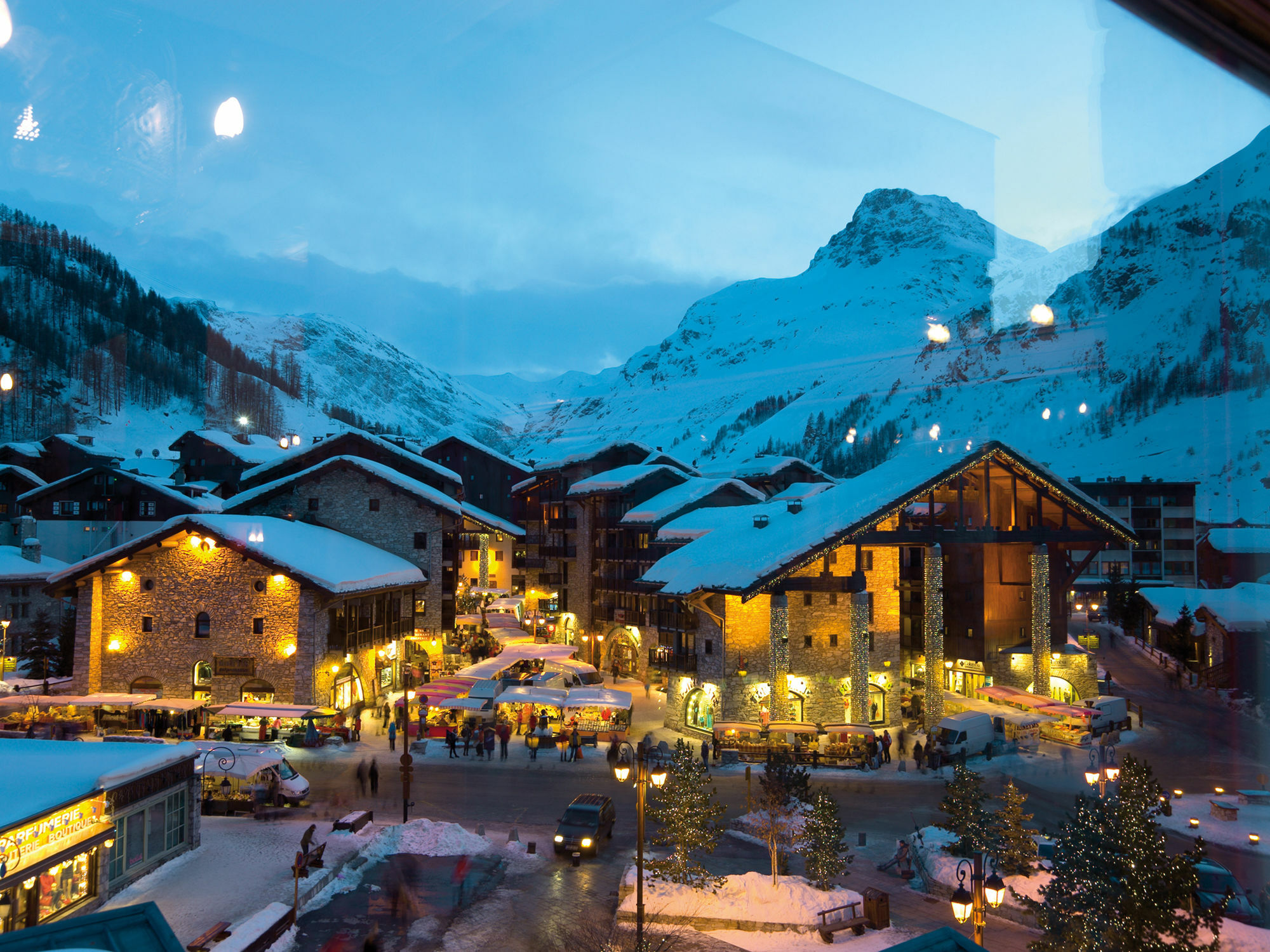 Chalet Hotel Le Val D'Isere Exterior photo