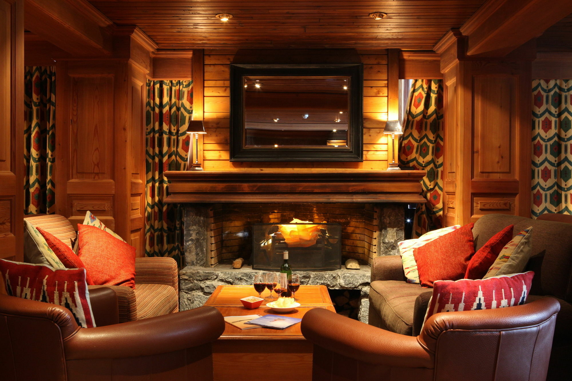 Chalet Hotel Le Val D'Isere Exterior photo